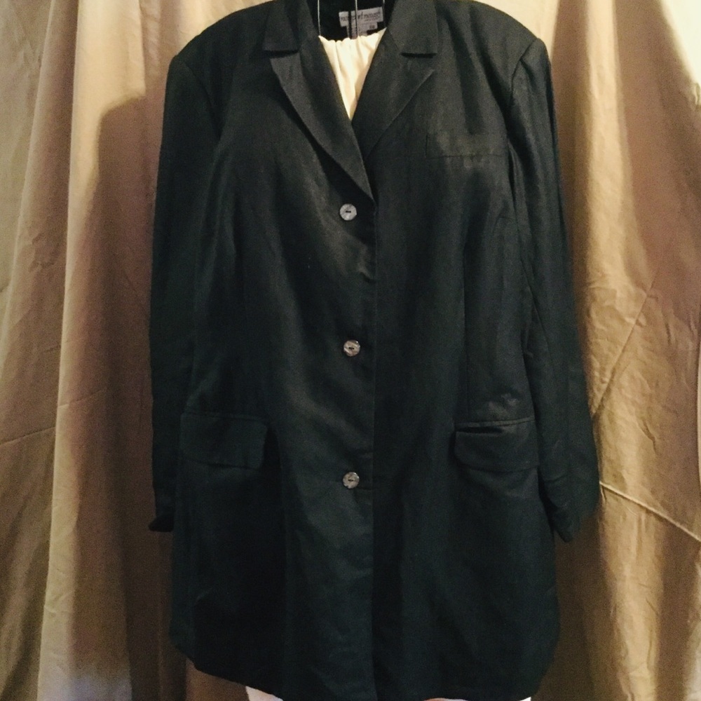 Newport News long black blazer